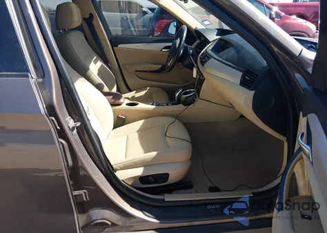 2014 BMW X1 Sdrive28I z USA, uszkodzony, nr VIN WBAVM1C58EVW53769